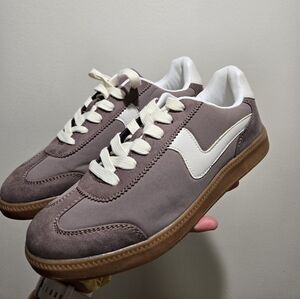 JustFab: Demi Court Sneaker